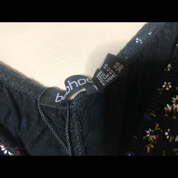 Floral print short sleeve jumpsuit - Picture 2 of 3